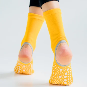 1 Çift Taekwondo Çorap Yarım Parmak Bölünmüş Parmak kadın Yoga Çorap Anti Kayma Topuk Pamuk Dans Çorap spor çorapları