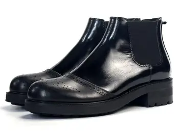 Kış Yüksek Top yarım çizmeler Hakiki Deri Siyah Moda Chelsea Çizmeler Erkek Yuvarlak ayak üzerinde Kayma artış Brogue Ayakkabı