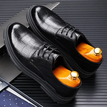Marka Siyah deri ayakkabı Erkekler Lace Up Yumuşak Elbise Ayakkabı Erkekler ış Chaussures Homme ışık düşük üst erkek Ofis Ayakkabı Lüks