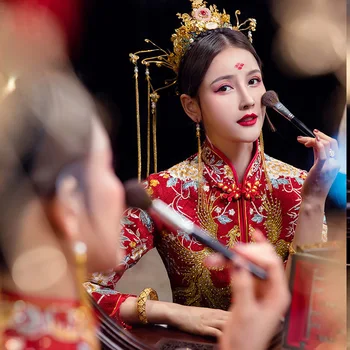 Boyutu 6XL 2023 Modern Cheongsam Kırmızı Qipao Uzun Geleneksel Çin düğün elbisesi Oryantal Tarzı Elbiseler Çin Giyim Mağazası