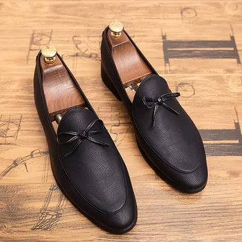 Bahar Loafer'lar Erkek Bere İngiliz İş Rahat Slip-on deri ayakkabı Nefes Genç Saç Stilisti Resmi ayakkabı
