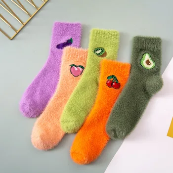 Kadın Meyve Kabarık Çorap Termal Bulanık Çorap Kadın Bayanlar Moda Sıcak Avokado Kiraz Patlıcan Kat Uyku Çorap