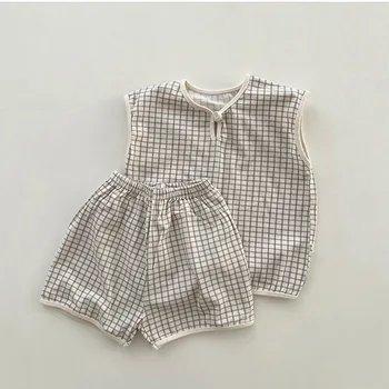 Koreli çocuk giyim 2023 yaz bebek giysileri erkek düz renk ekose kolsuz yelek üst + ince şort pijama 0-6 yaşında