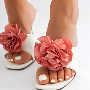 1 Çift Moda Ayakkabı Süslemeleri İpek Dekorasyon Ayakkabı Klip Büyük Gül Charm Toka Yüksek Topuk Aksesuarları Takı Kadınlar İçin Düğün