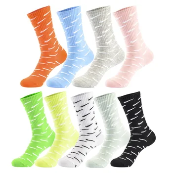 9 Renkler Elastik ANTİ KAYMA futbolcu çorapları Marka Tam Baskı Yüksek Tüp Futbol Bisiklet spor çorapları Erkek