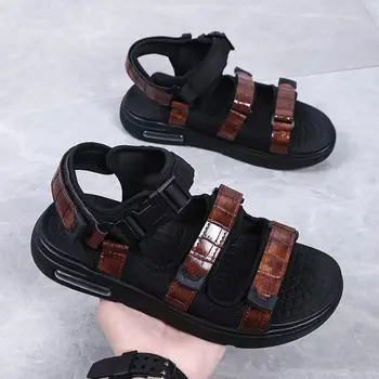 Trendy Tasarım Sandalet Yaz Adam Açık Plaj Yumuşak Taban Rahat Moda Büyük Boy Ayakkabı Chinelo Masculino Confortavel