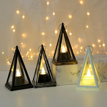 4 ADET Mumluk Piramit Şeklinde Şenlikli Zarif Cam masa süsü için Tealights veya Fairylights Aynalı Taban Mum Fener